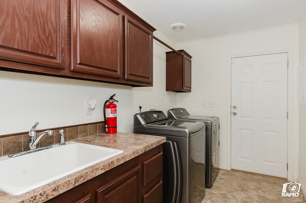 2610 W County Rd 140, Midland, Texas image 25