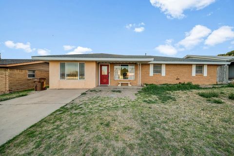 Homes For Sale - 2902 Cactus Dr<br/> Big Spring, TX 79720