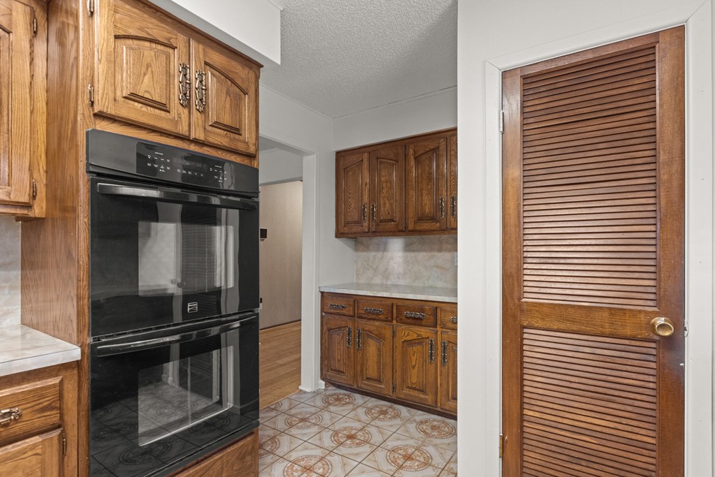 2826 Beechwood St, Odessa, Texas image 8