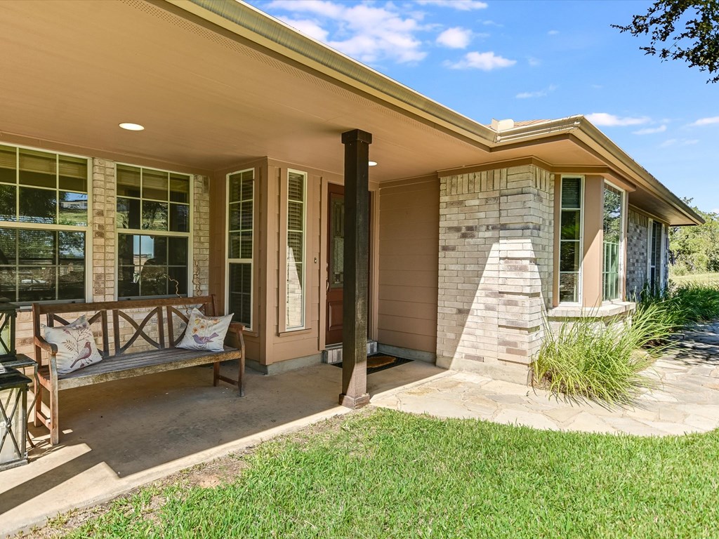 3304 Blue Lake Dr, Horseshoe Bay, Texas image 5