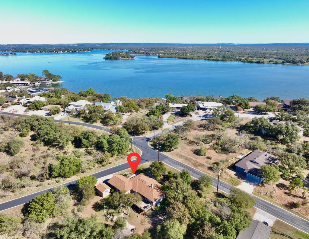 3304 Blue Lake Dr, Horseshoe Bay, Texas image 2