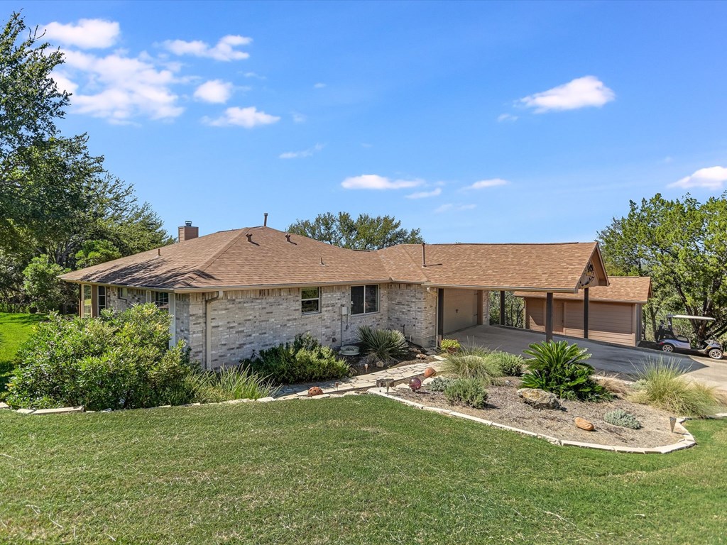 3304 Blue Lake Dr, Horseshoe Bay, Texas image 3