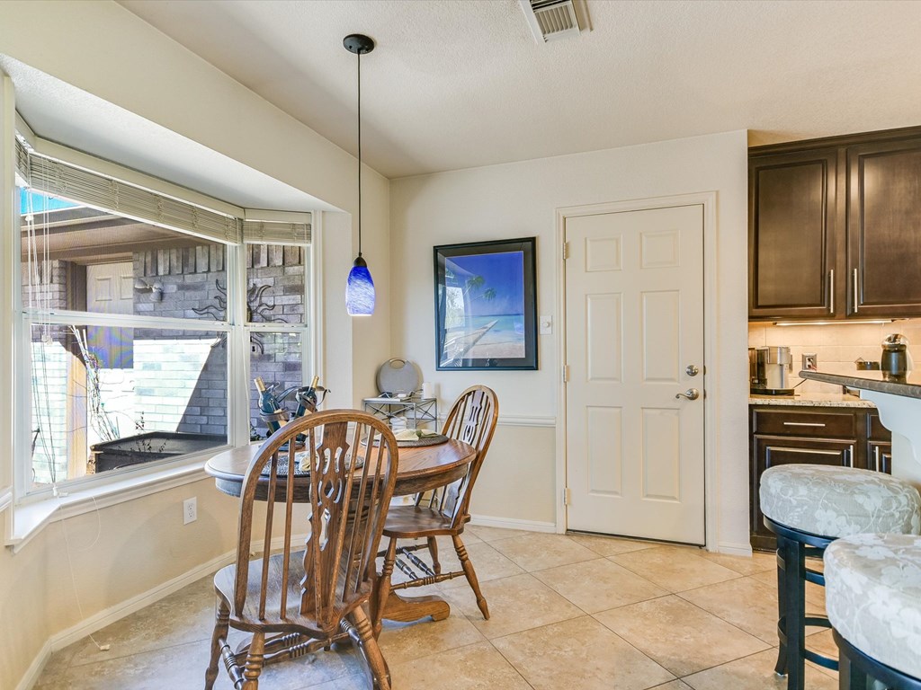 3304 Blue Lake Dr, Horseshoe Bay, Texas image 10