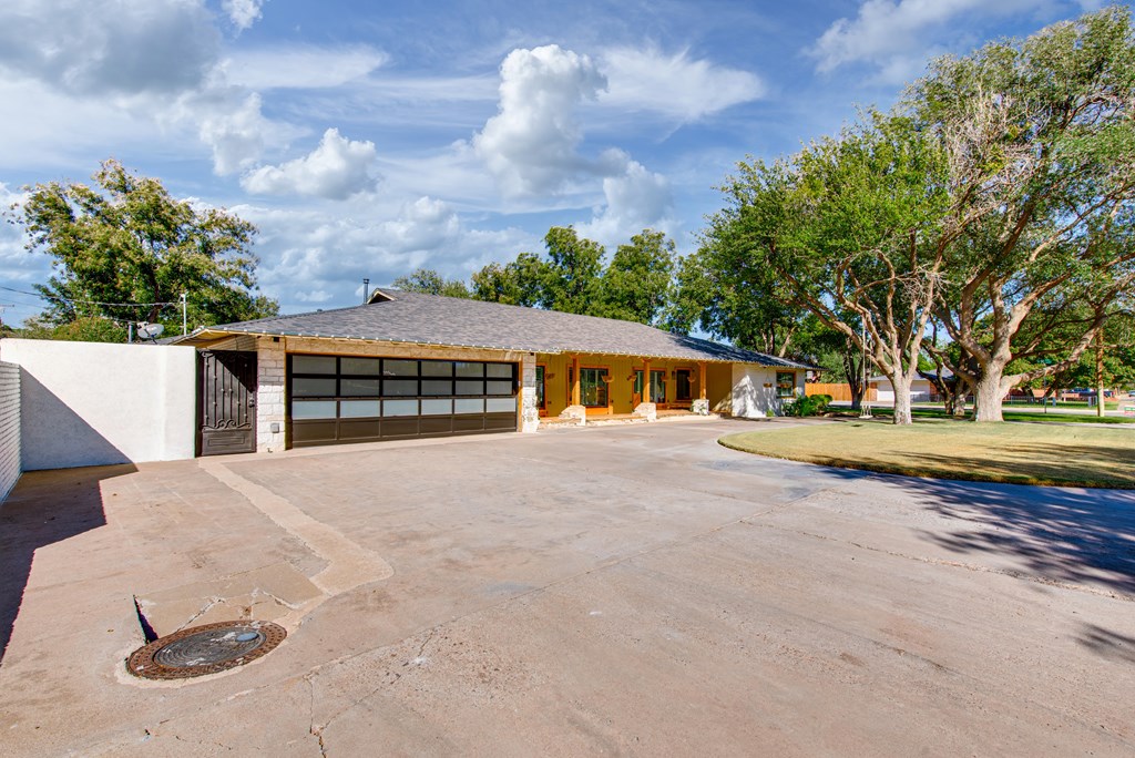 1710 Community Lane, Midland, Texas image 2