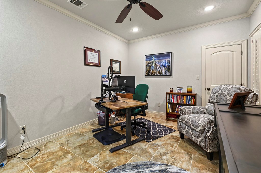 6711 Mosswood Dr, Midland, Texas image 32