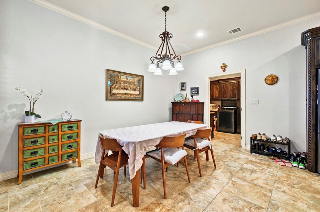 6711 Mosswood Dr, Midland, Texas image 22