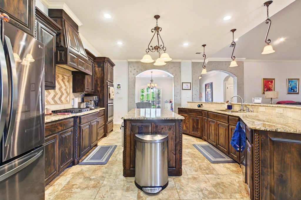 6711 Mosswood Dr, Midland, Texas image 15