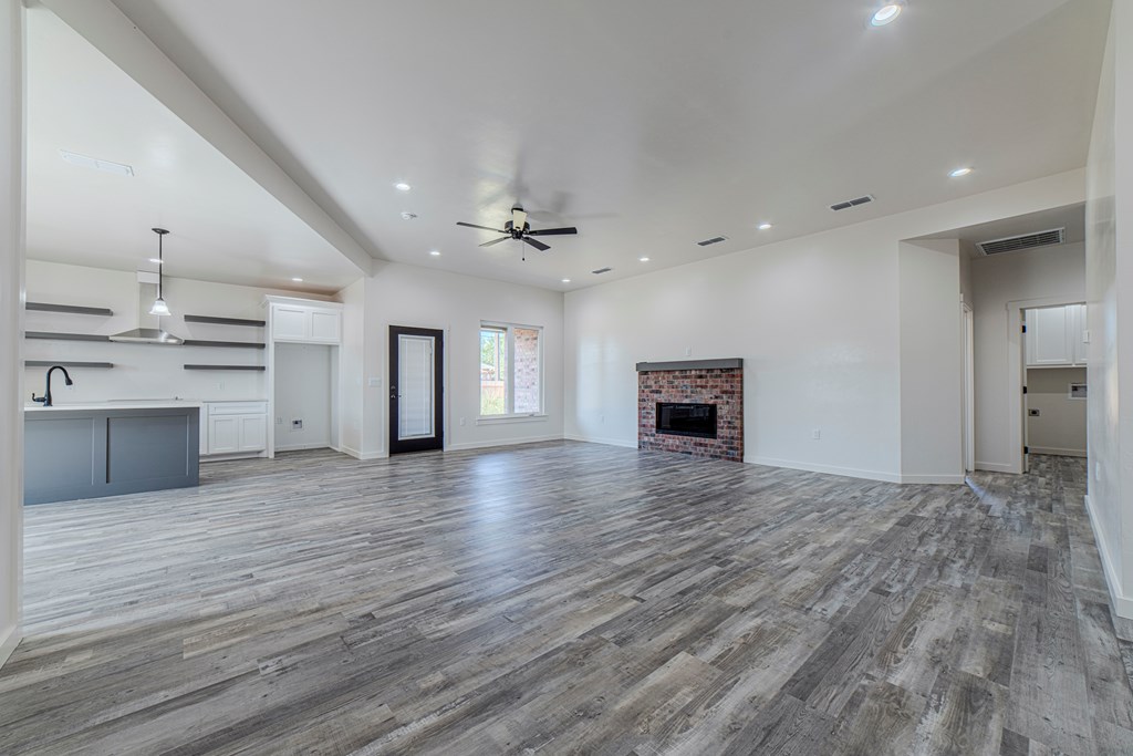 1708 E Main St, Brownfield, Texas image 2