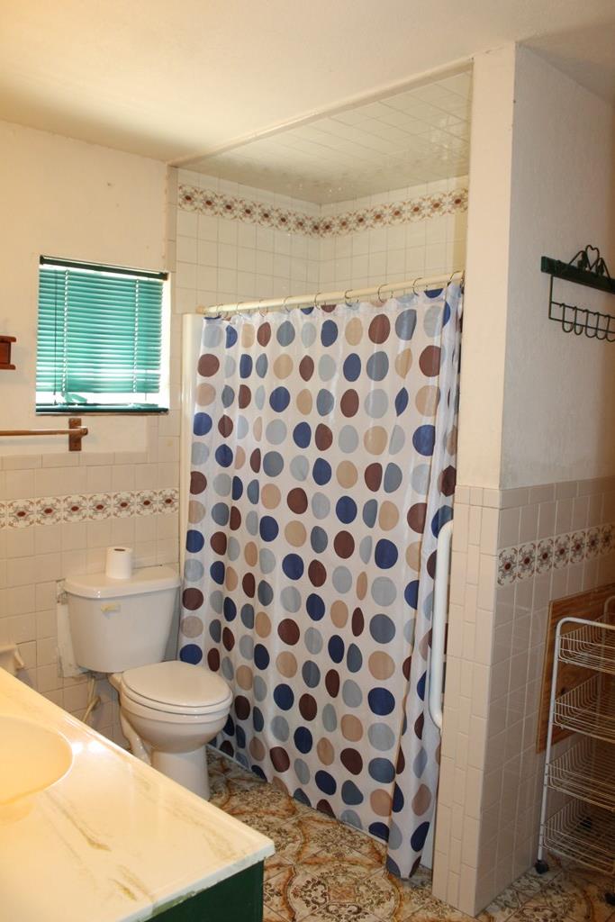 1851 W Gonzalez Loop, Fort Stockton, Texas image 32