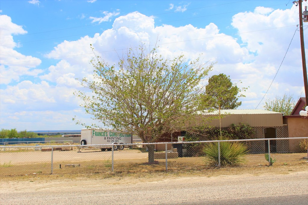 1851 W Gonzalez Loop, Fort Stockton, Texas image 6