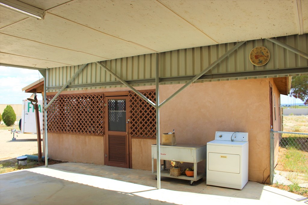 1851 W Gonzalez Loop, Fort Stockton, Texas image 38