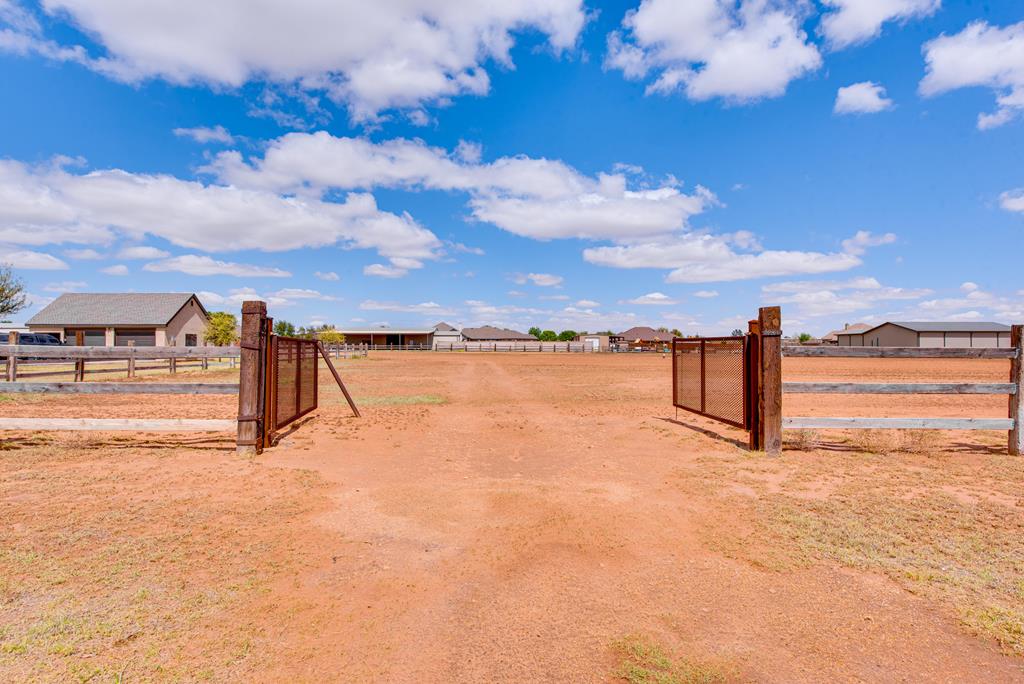E County Rd 109, Midland, Texas image 1
