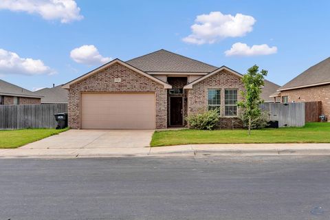 Homes For Sale - 2320 Ridgeway<br/> Midland County, Midland, TX 79705