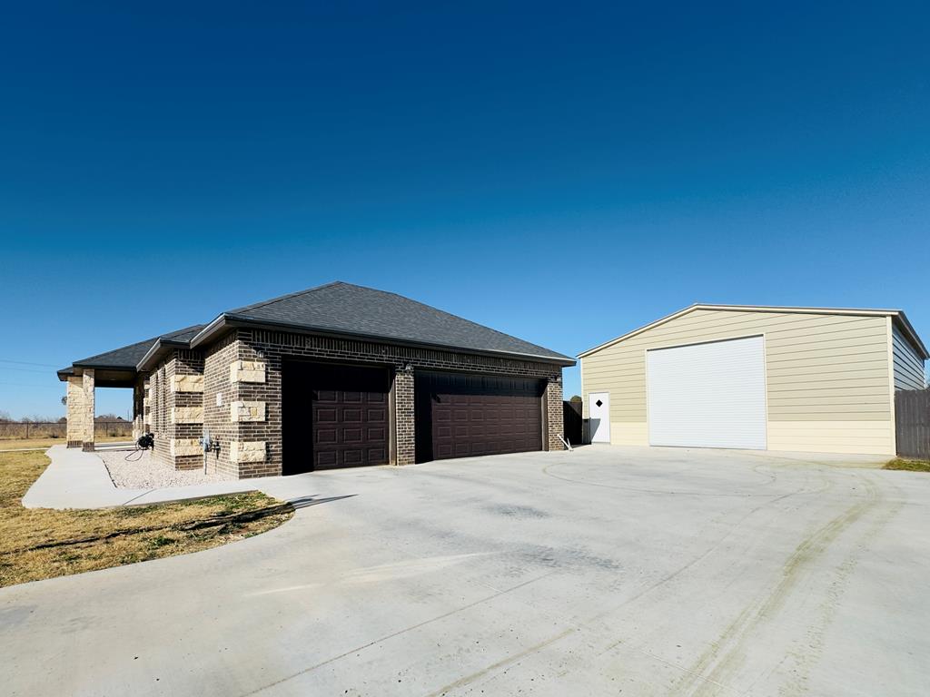 1407 E County Rd 129, Midland, Texas image 4