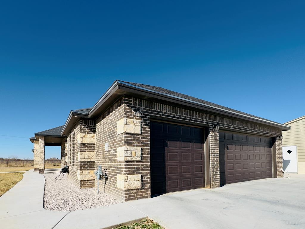 1407 E County Rd 129, Midland, Texas image 2
