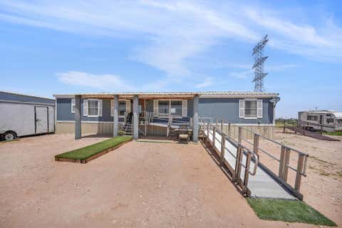 Mobile Home For Sale - 3323 County Rd 170<br/> Midland County, Midland, TX 79706