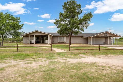 Homes For Sale - 30 Meadowbrook Dr<br/> Howard County, Big Spring, TX 79720