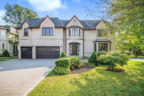 38 Greengate Road Toronto ON M3B 1E8