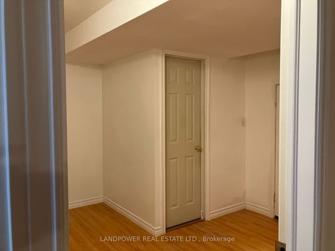 29 Sandy Point Drive S BSMT A Richmond Hill ON L4S 2W7