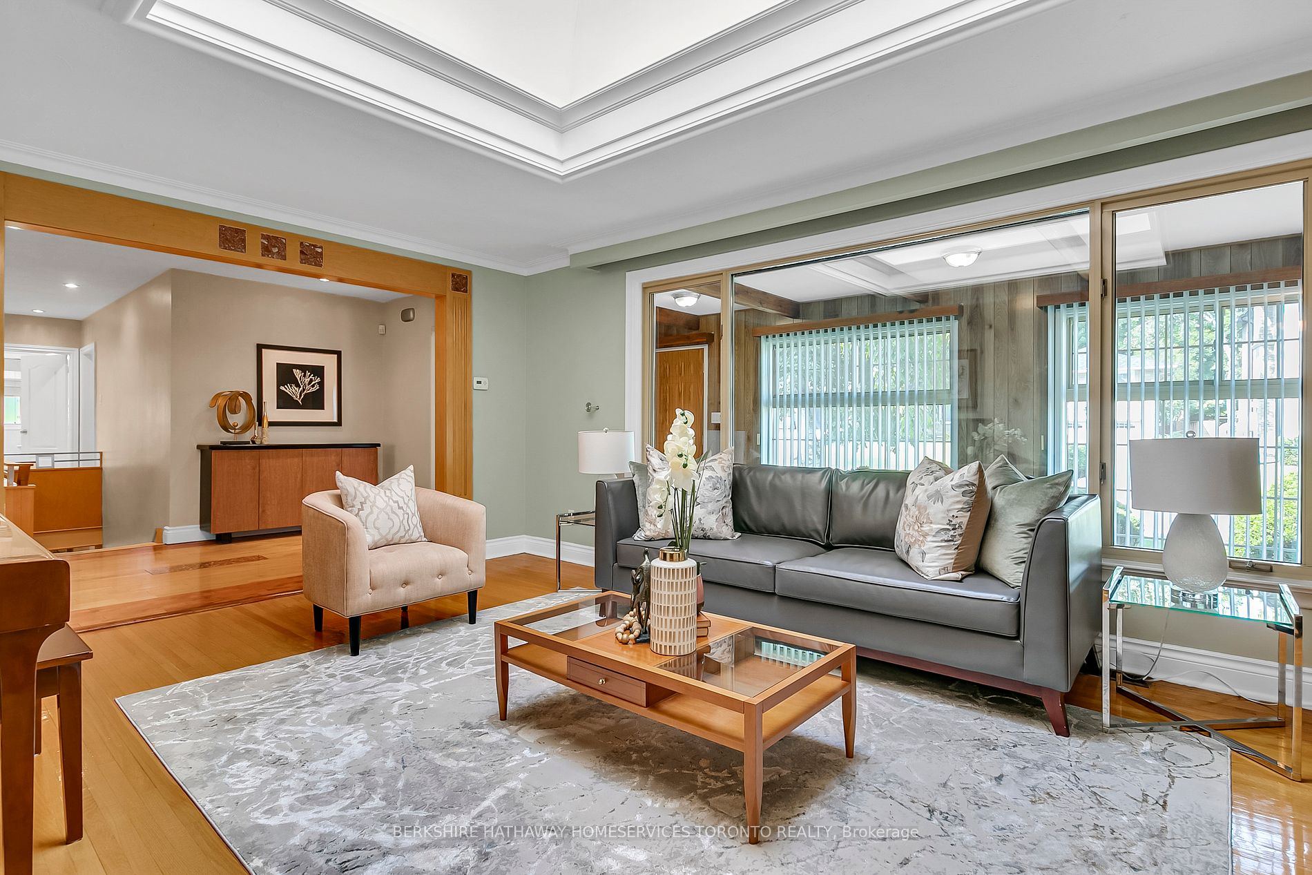 Toronto, ON M2K 1K8, Canada, 5 Bedrooms Bedrooms, ,3 BathroomsBathrooms,Residential,Active,45615