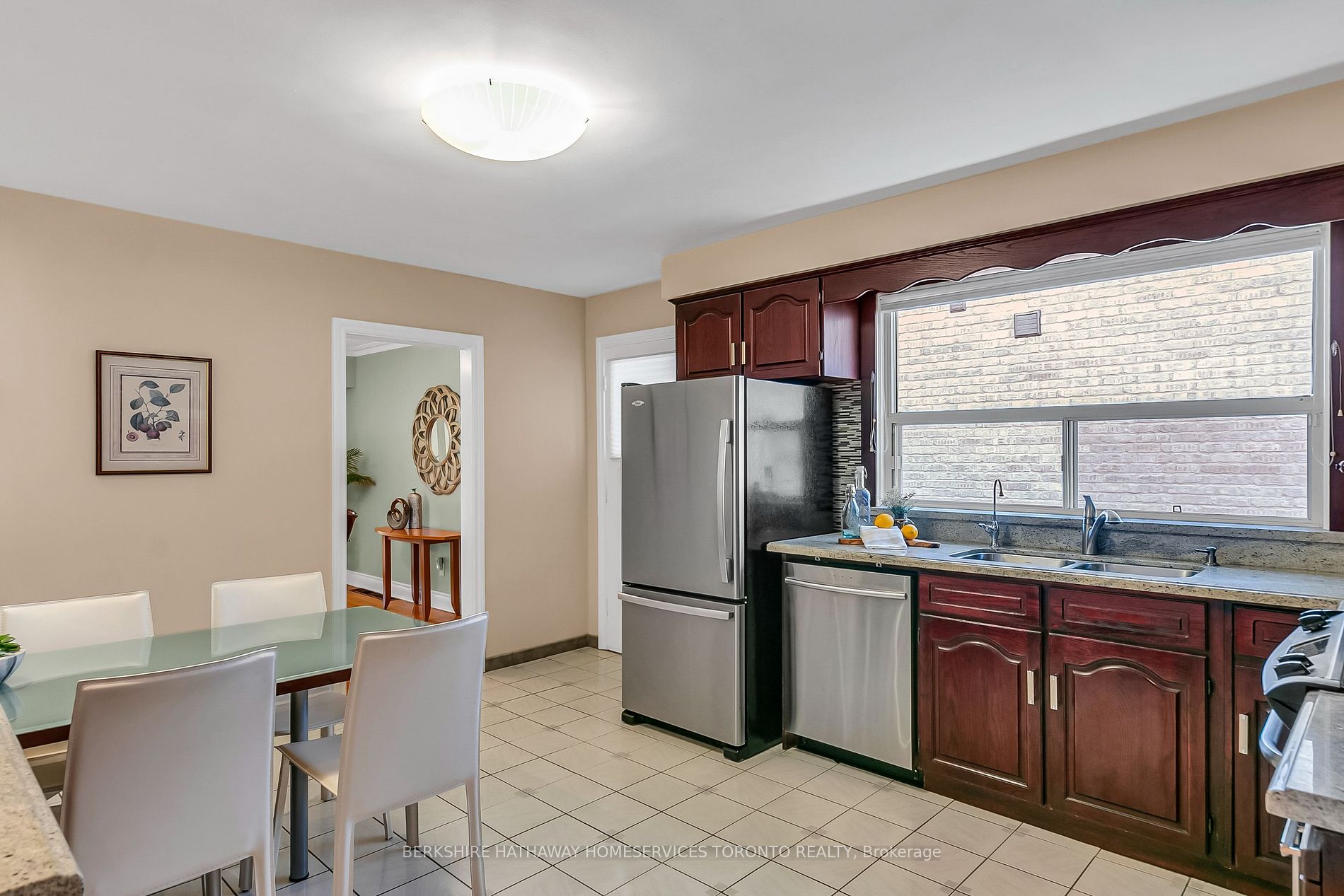 Toronto, ON M2K 1K8, Canada, 5 Bedrooms Bedrooms, ,3 BathroomsBathrooms,Residential,Active,45615