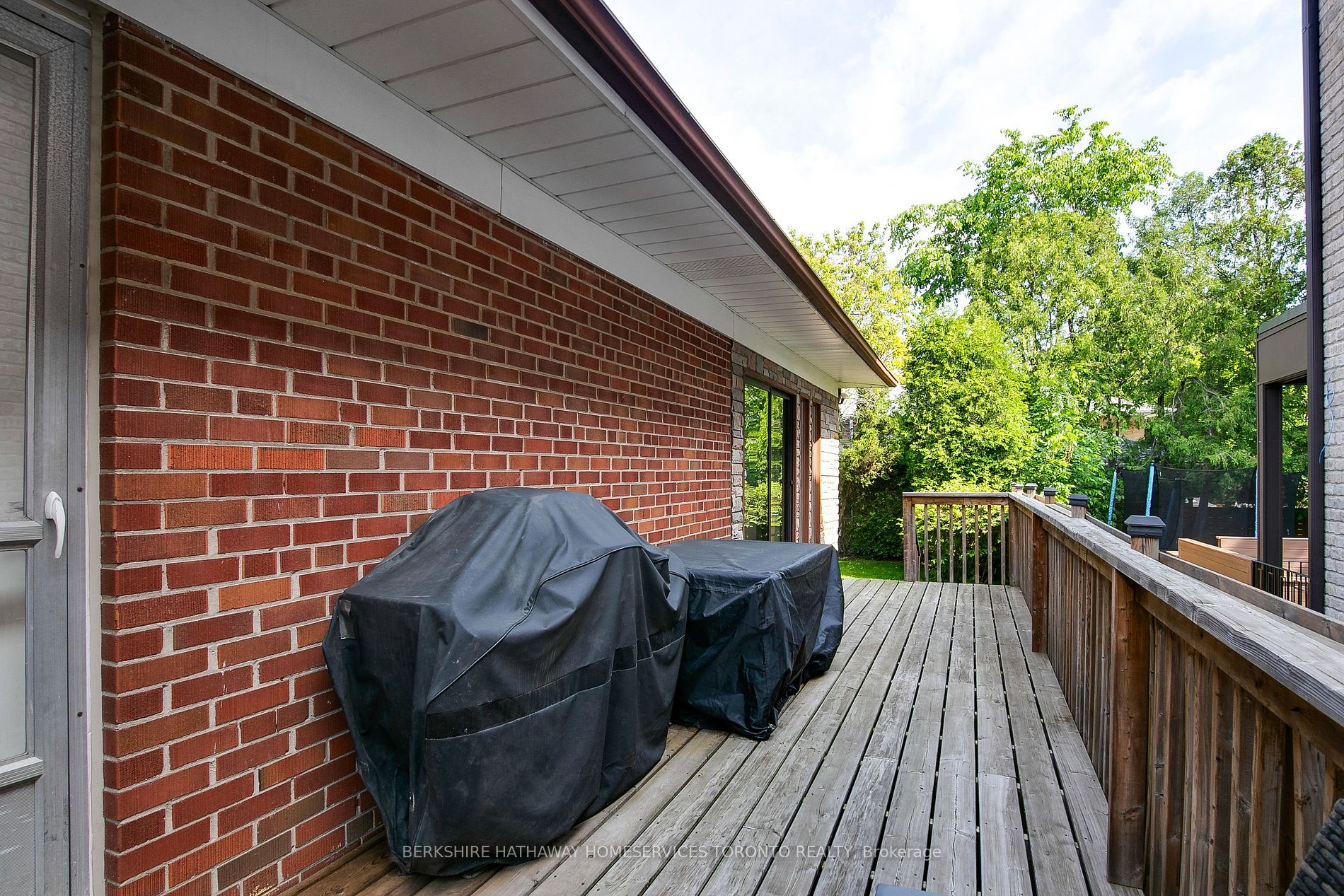 Toronto, ON M2K 1K8, Canada, 5 Bedrooms Bedrooms, ,3 BathroomsBathrooms,Residential,Active,45615