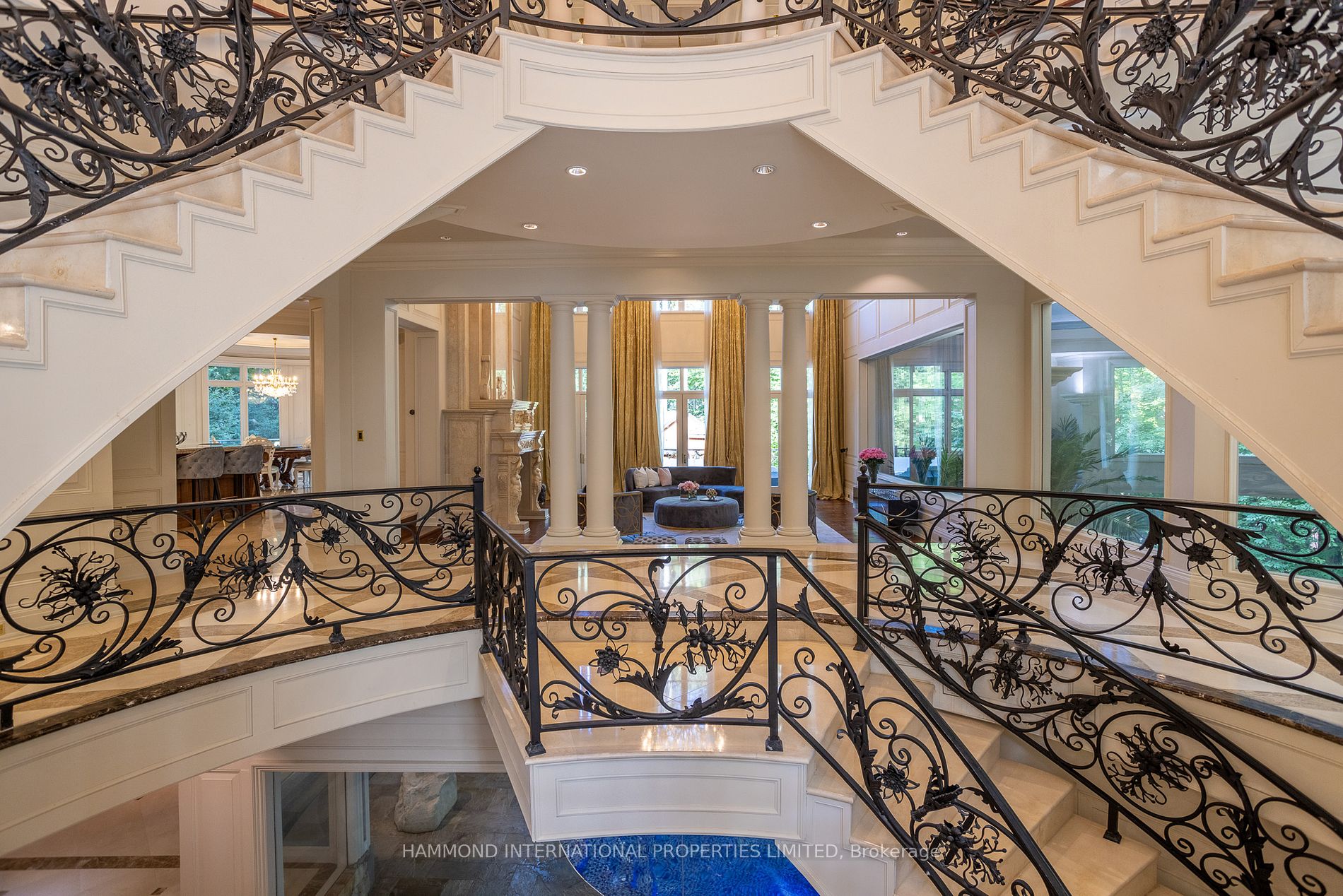 33 Forest Ridge Road