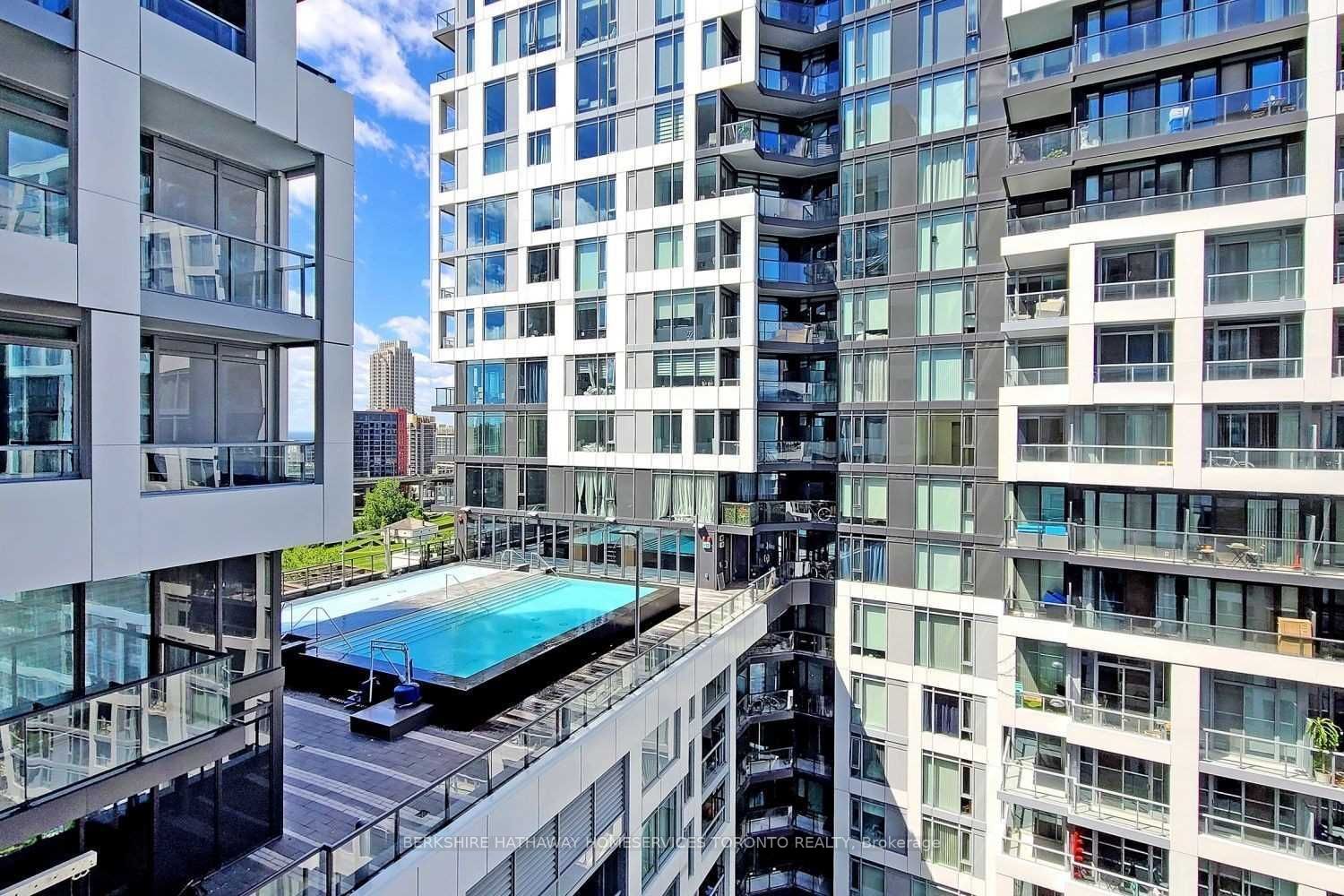 Toronto, ON M5V 1C1, Canada, ,1 BathroomBathrooms,Residential,Active,36625