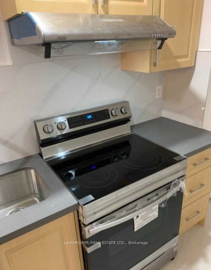 29 Sandy Point Drive S BSMT B