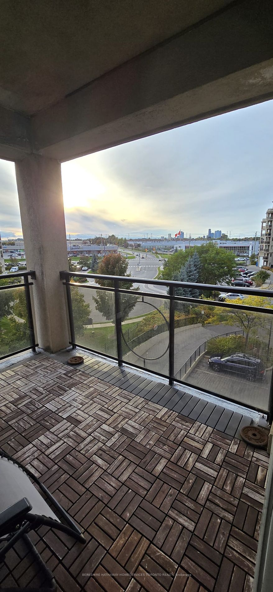 Vaughan, ON L4J 9K4, Canada, 2 Bedrooms Bedrooms, ,2 BathroomsBathrooms,Residential,Active,37418