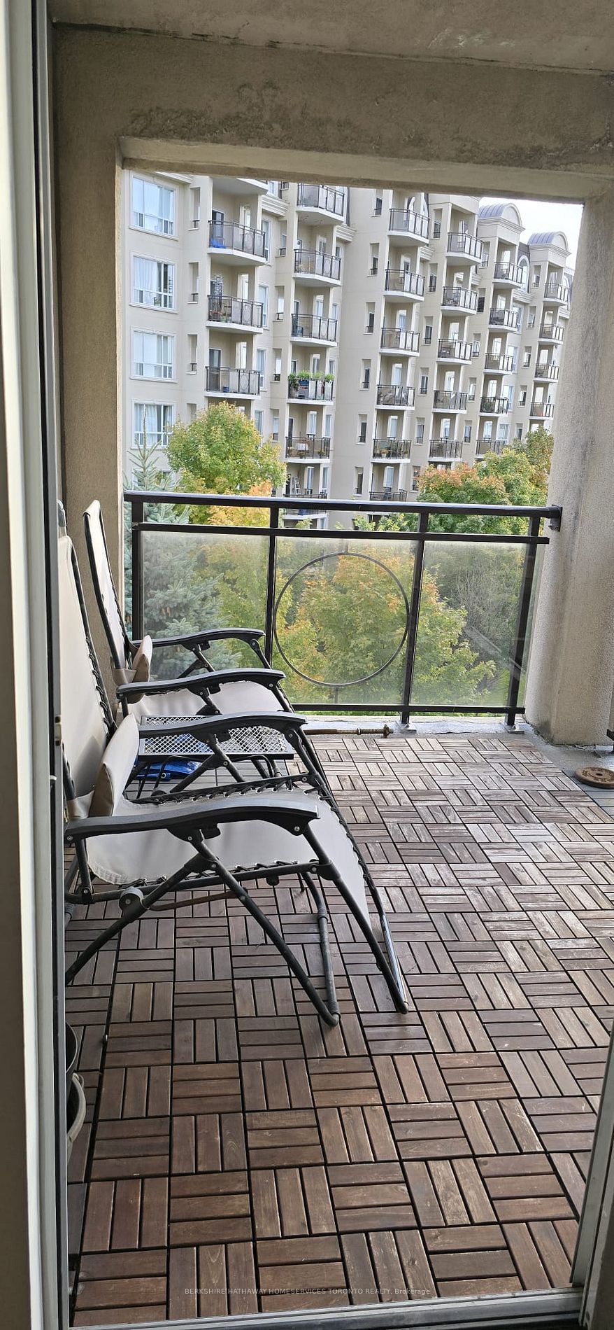 Vaughan, ON L4J 9K4, Canada, 2 Bedrooms Bedrooms, ,2 BathroomsBathrooms,Residential,Active,37418