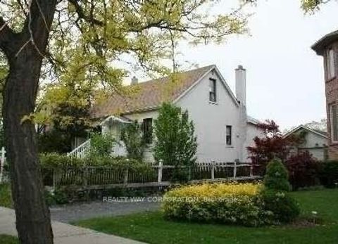 Photo of 12 centre Avenue, Toronto, ON M2M 2L3 (MLS # C9255196)