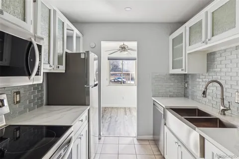 7995 E Mississippi Avenue Unit J1, Denver, CO 80247 - MLS#: 7352996