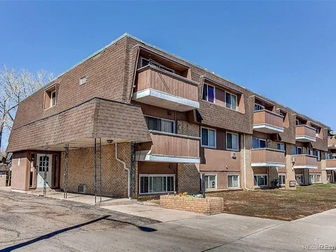 561 E Geneva Street N Unit 103, Aurora, CO MLS: 3400998