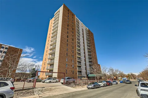 955 Eudora Street Unit 1107, Denver, CO MLS: 7657725