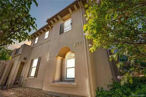 22933 E Ontario Drive Unit 105, Aurora, CO MLS: 9629220