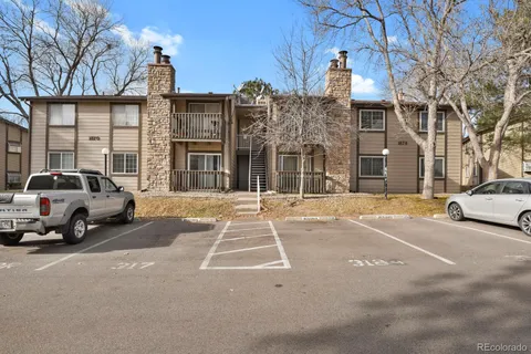 1876 S Pitkin Circle Unit B, Aurora, CO 80017 - MLS#: 4727707
