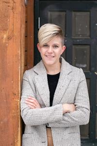 Agent Photo