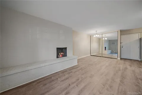 4110 Hale Parkway Unit 1E, Denver, CO MLS: 2926212