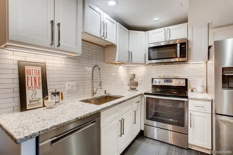 5300 E Cherry Creek South Drive Unit 1125, Denver, CO MLS: 7142831