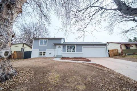 2880 S Olathe Court, Aurora, CO MLS: 2075056