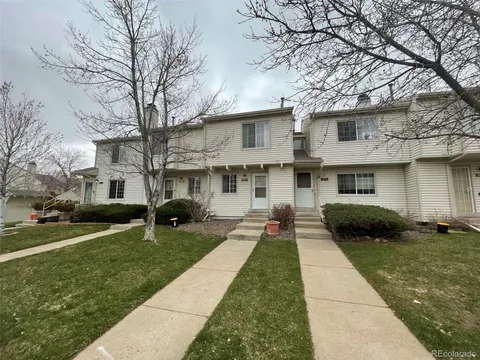 4250 S Mobile Circle Unit C, Aurora, CO MLS: 7934518