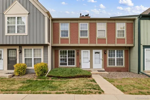 1653 S Blackhawk Way Unit B, Aurora, CO MLS: 1792473