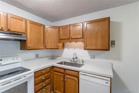 3144 S Wheeling Way Unit 209, Aurora, CO MLS: 2285309