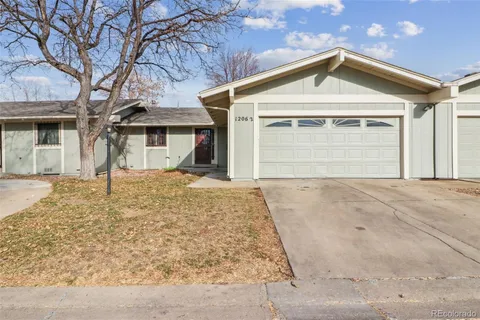 12062 E Maple Avenue, Aurora, CO MLS: 8967162