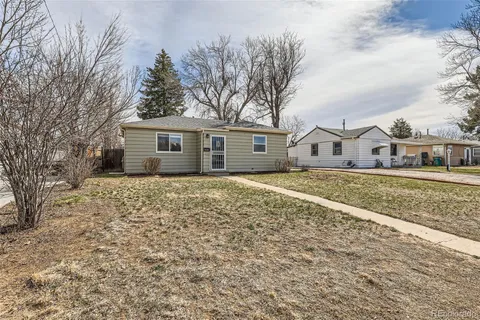 1248 Moline Street, Aurora, CO MLS: 6951083