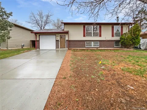 1045 Mobile Street, Aurora, CO 80011 - MLS#: 9107043