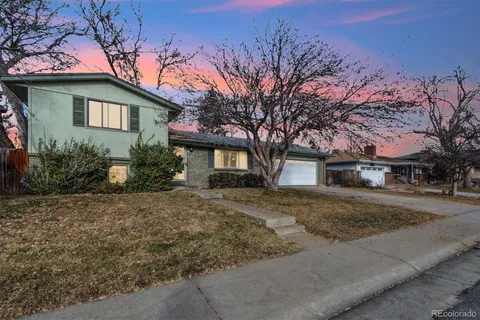 11921 W 70th Place, Arvada, CO 80004 - MLS#: 3903037