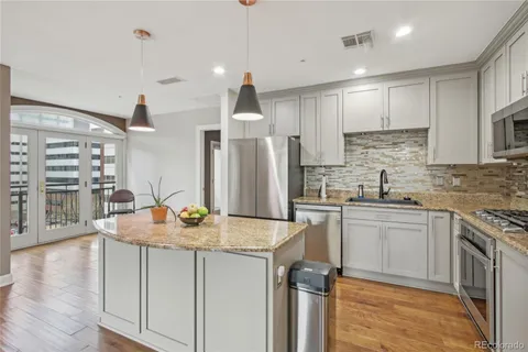 1827 N Grant Street Unit 502, Denver, CO MLS: 9953220
