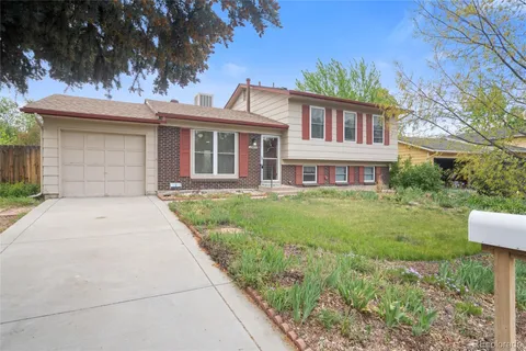 2453 S Memphis Way, Aurora, CO MLS: 1963284